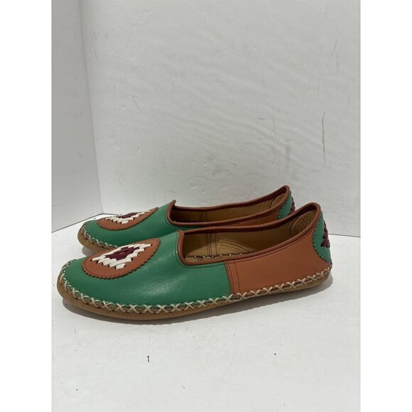 Handcrafted Womens Green & Brown Leather Slip-On Shoes With Woven Pattern Design - Picture 2 of 8